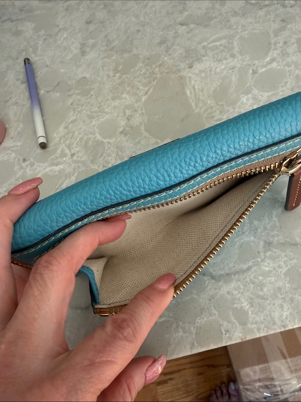 Dooney & Bourke Pebble Grain continental clutch wallet - Picture 6 of 6